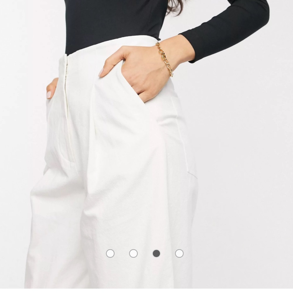 & OTHER STORIES Capsule High Waist Cropped Avoid Trousers in Ivory .Size 2